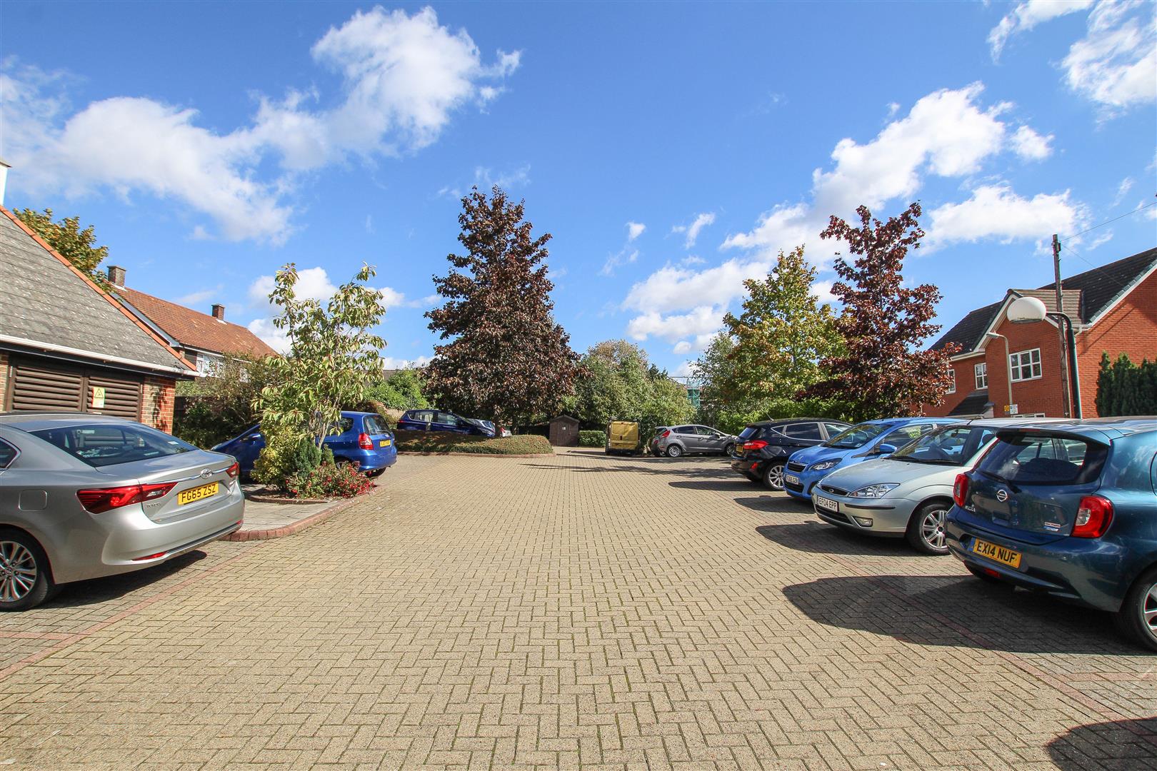 Eastfield Road, Brentwood Keith Ashton